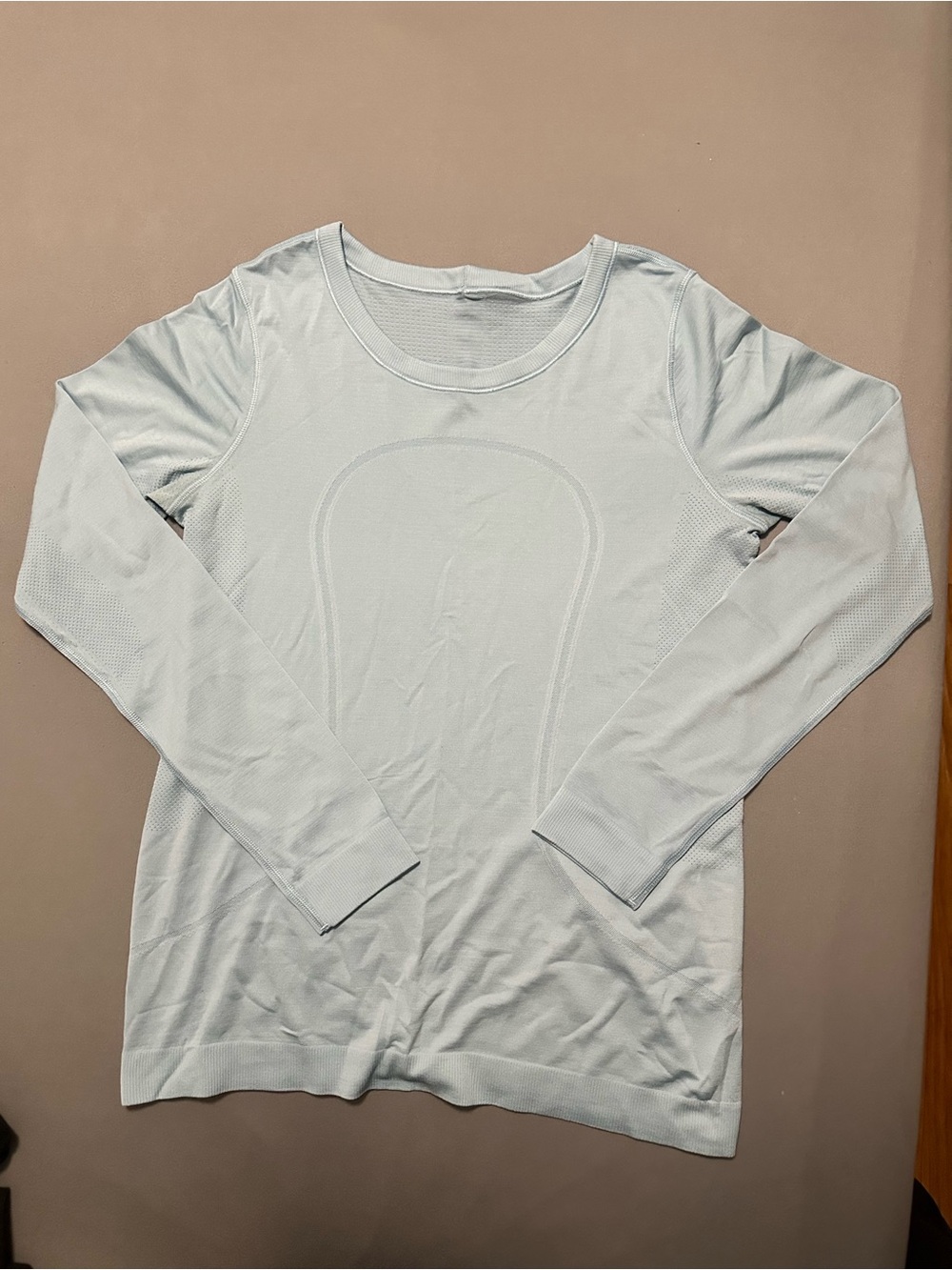 🩵 Lululemon Seamless Long Sleeve Athletic Top Light Blue